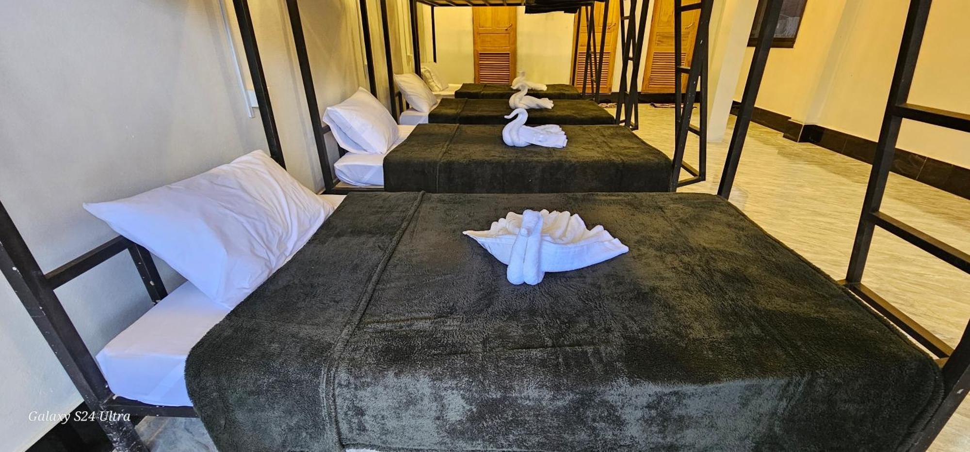 Inn Riverside Hostel Pb MuangMuangpakbeng Kültér fotó