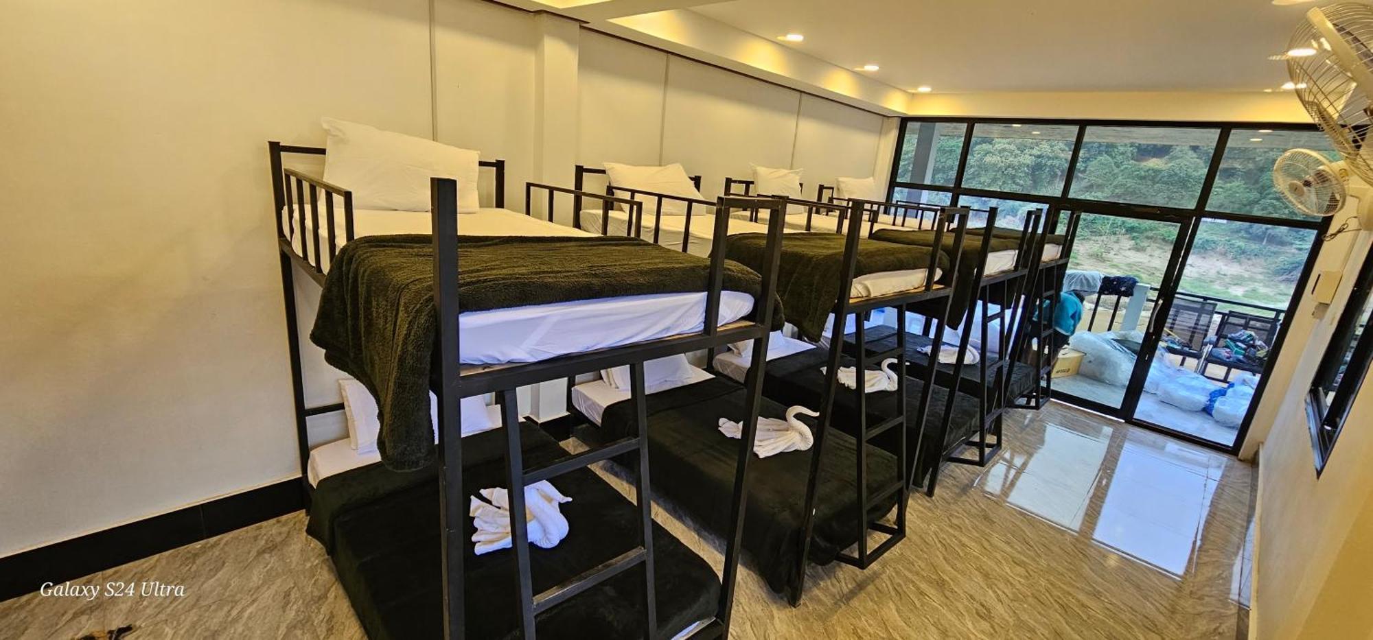 Inn Riverside Hostel Pb MuangMuangpakbeng Kültér fotó