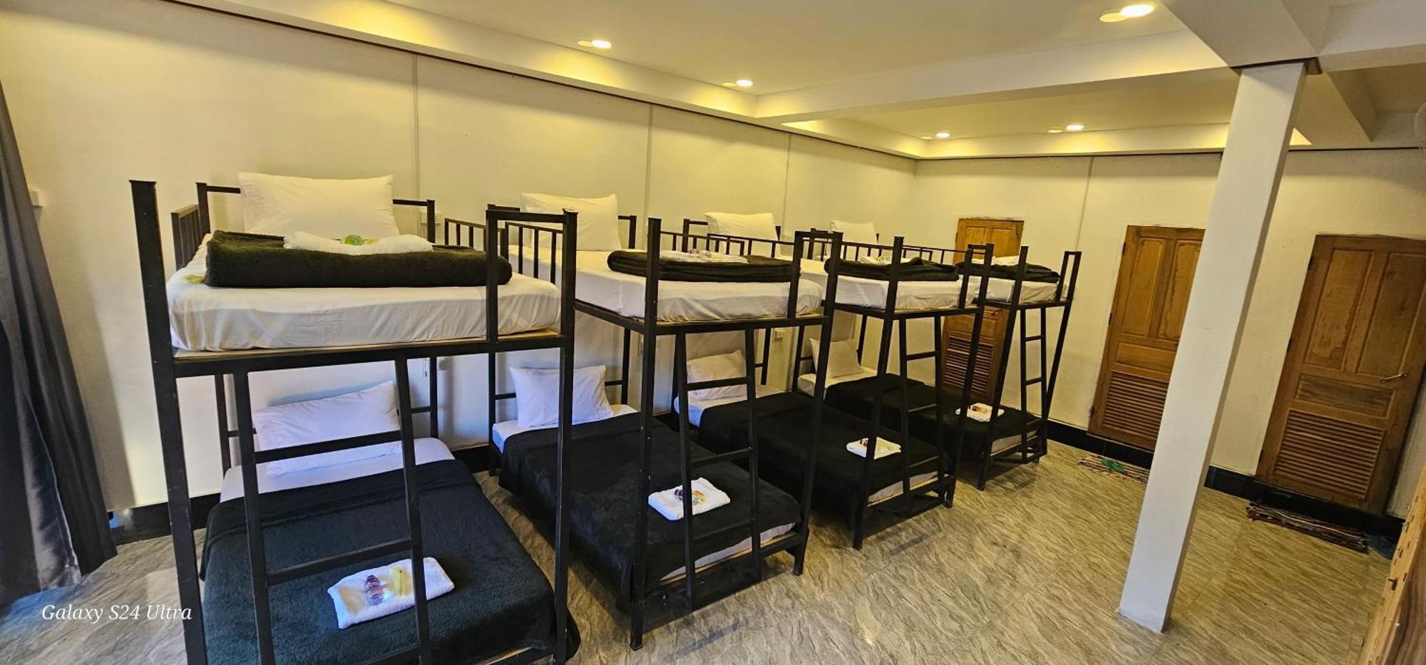 Inn Riverside Hostel Pb MuangMuangpakbeng Kültér fotó